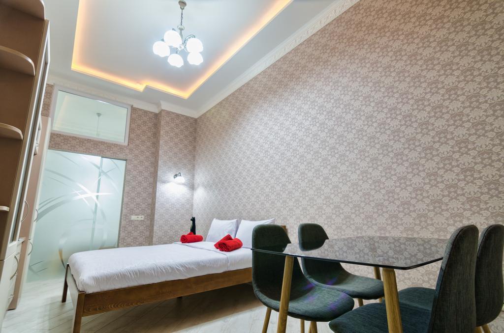 Alfa Apartments Krakivska 17 Lviv Dış mekan fotoğraf